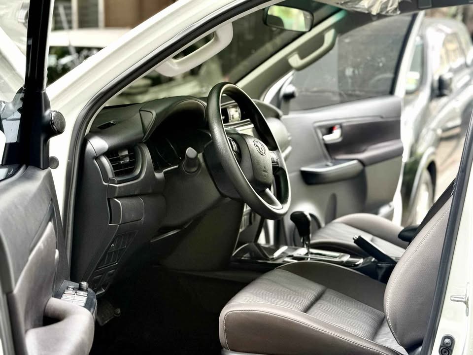 Used 1
                    TOYOTA
                     for Sale Image