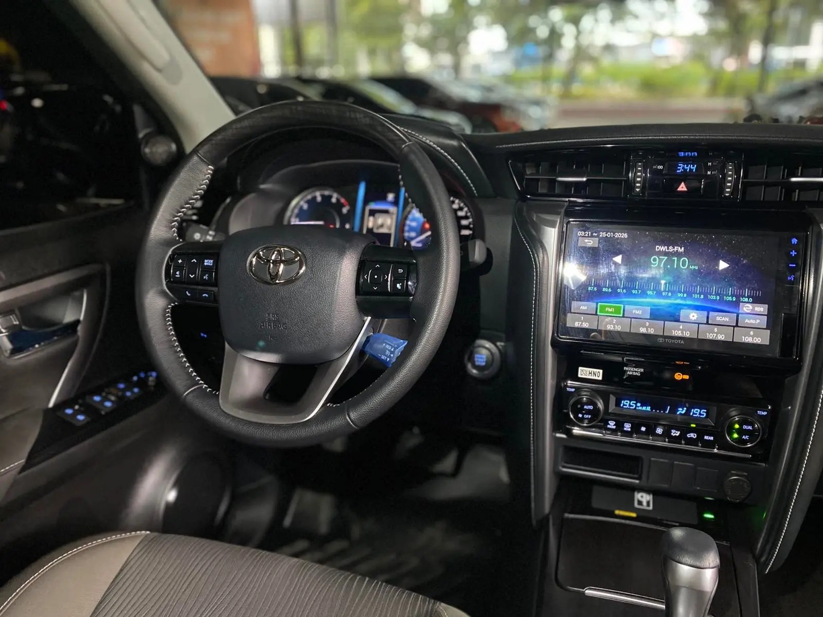 Used 1
                    TOYOTA
                     for Sale Image