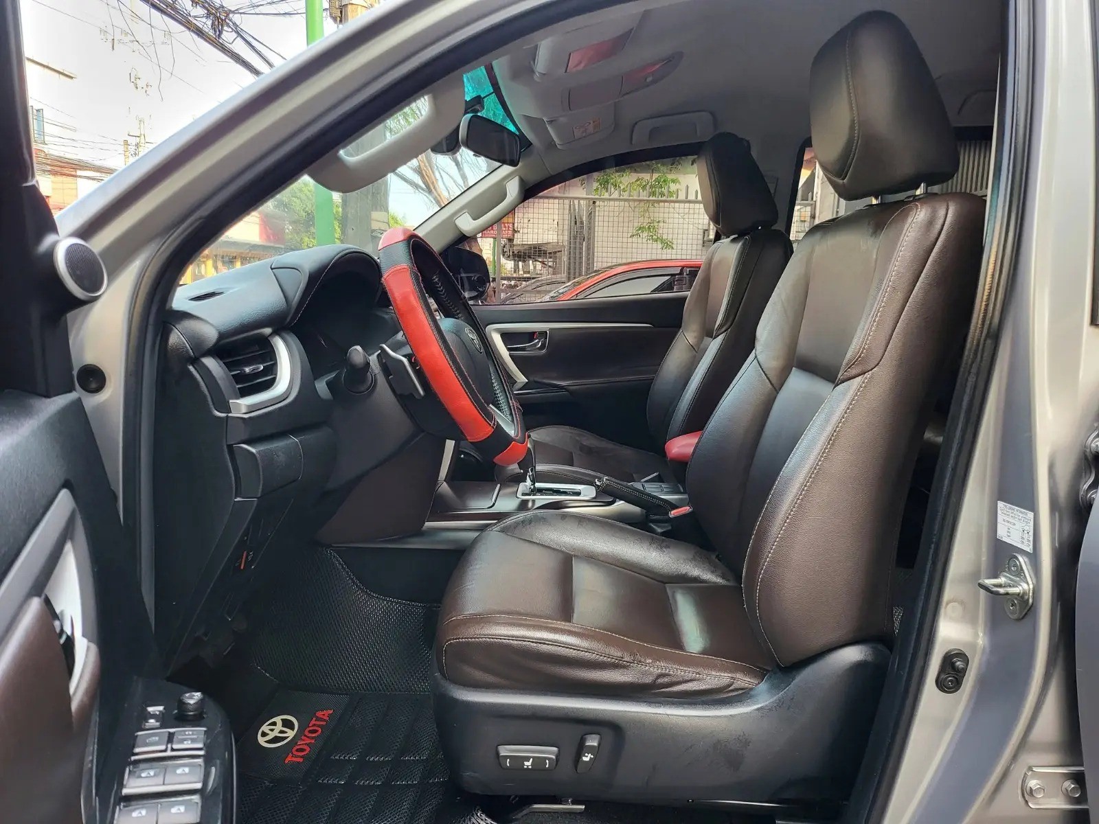 Used 1
                    TOYOTA
                     for Sale Image