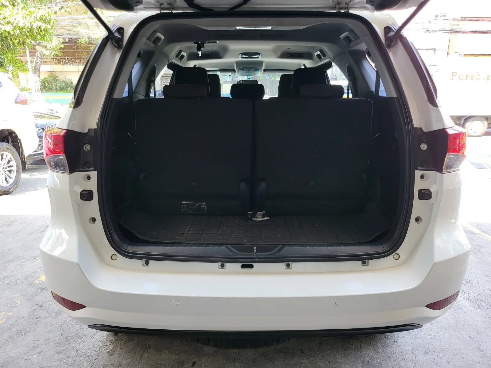 Used 1
                    TOYOTA
                     for Sale Image