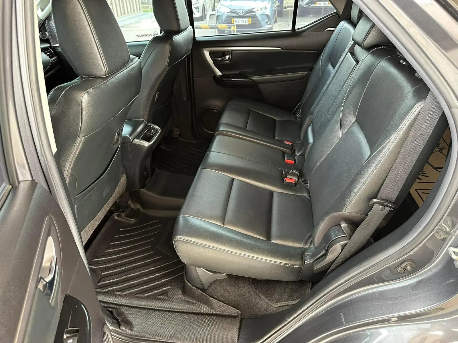 Used 1
                    TOYOTA
                     for Sale Image