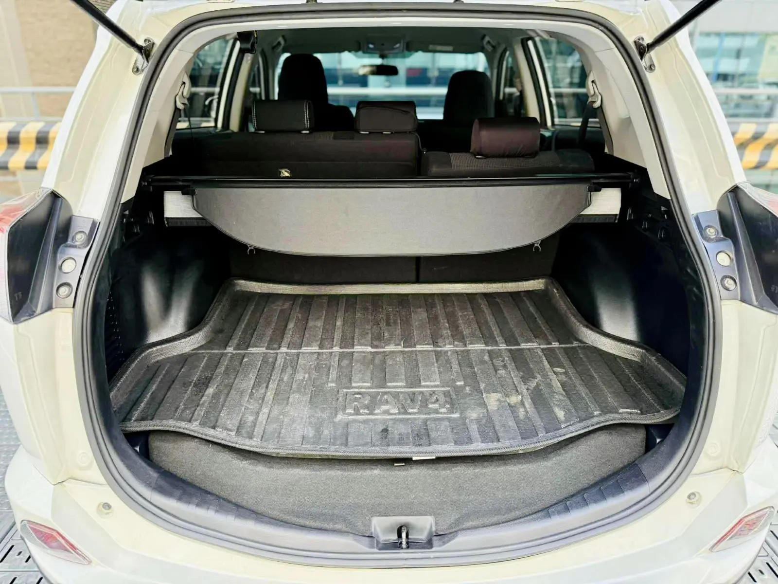 Used 1
                    TOYOTA
                     for Sale Image