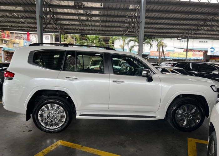 Used 1
                    TOYOTA
                     for Sale Image