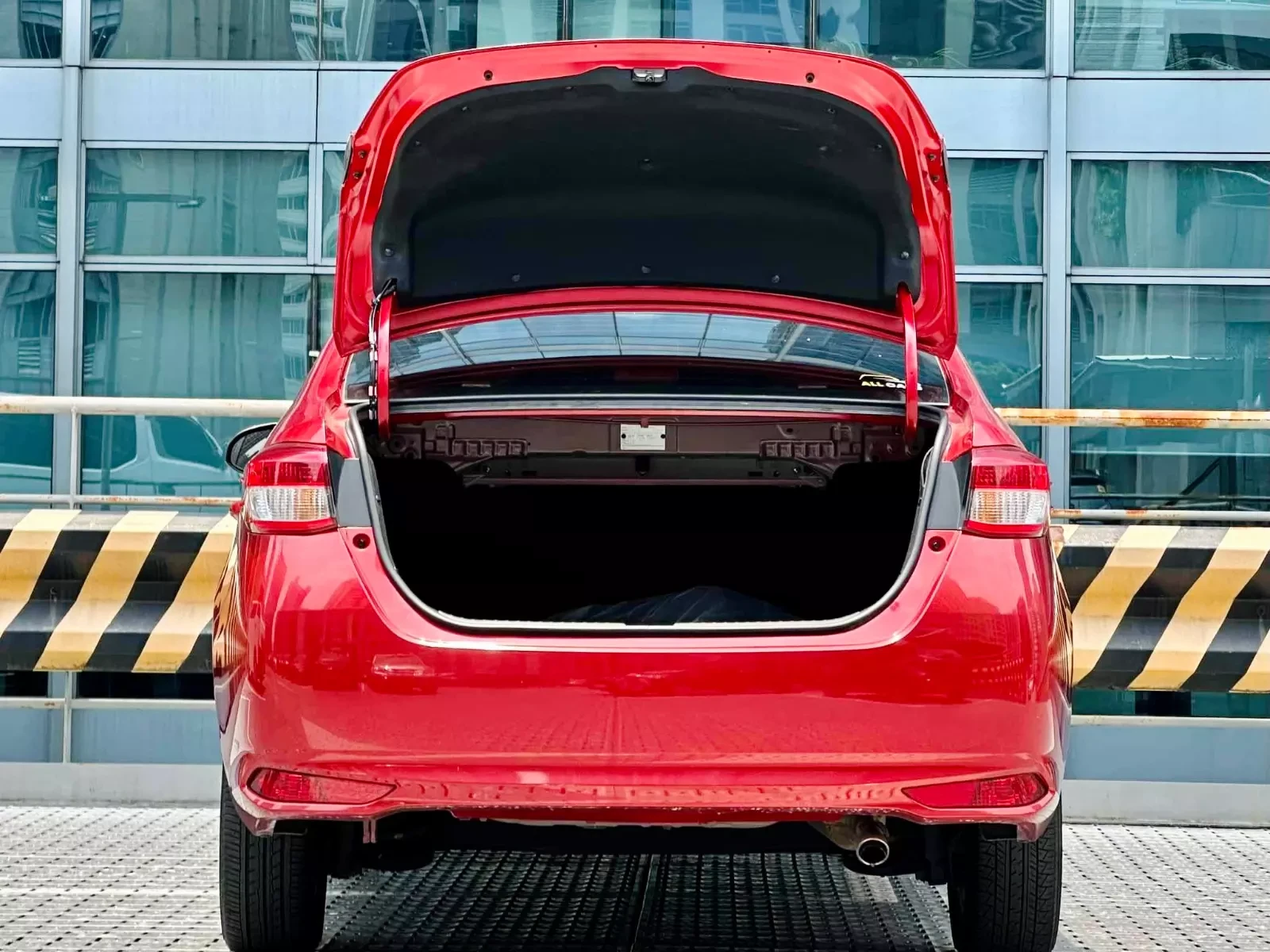 Used 1
                    TOYOTA
                     for Sale Image