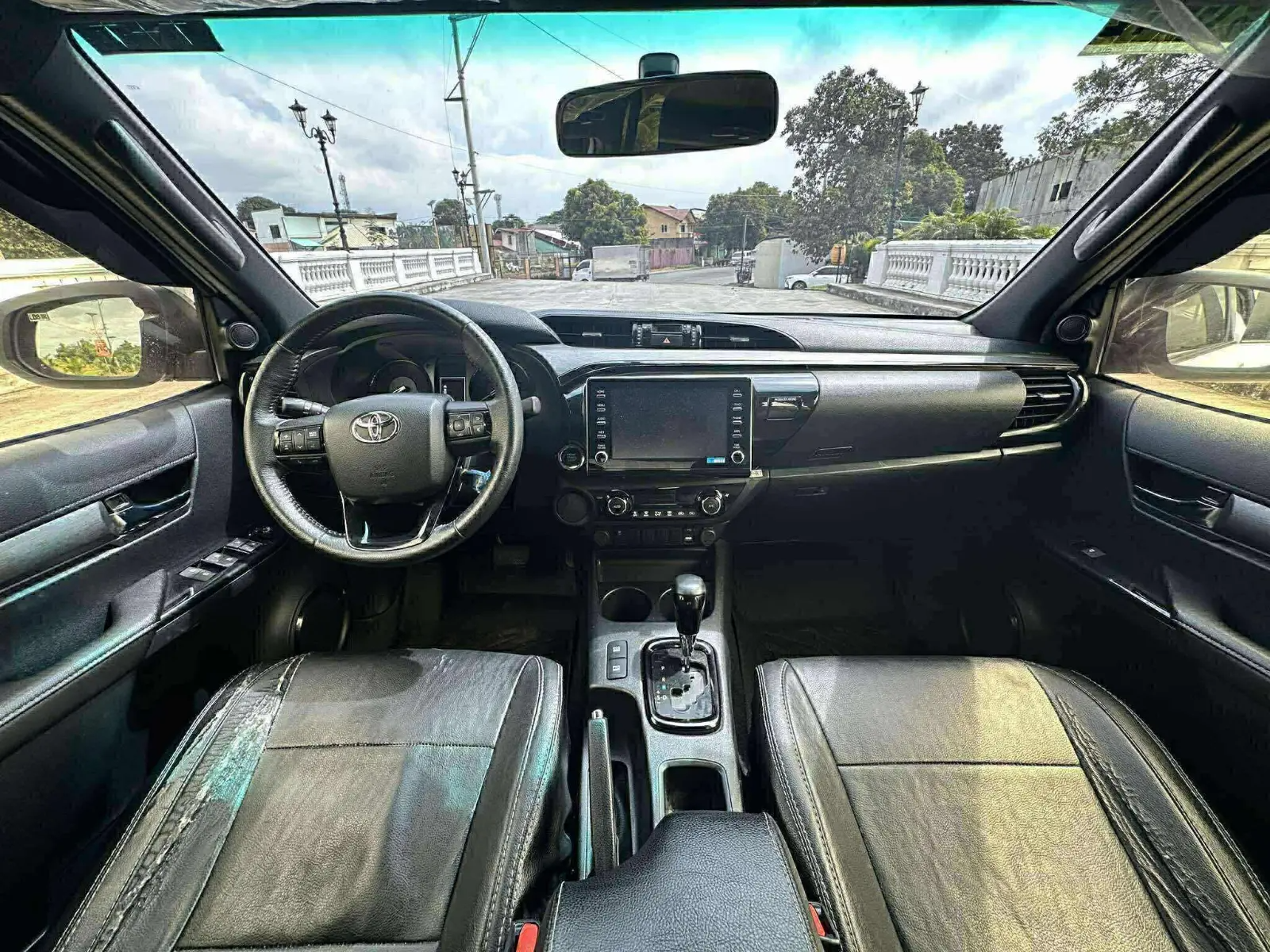 Used 8
                    TOYOTA
                     for Sale Image