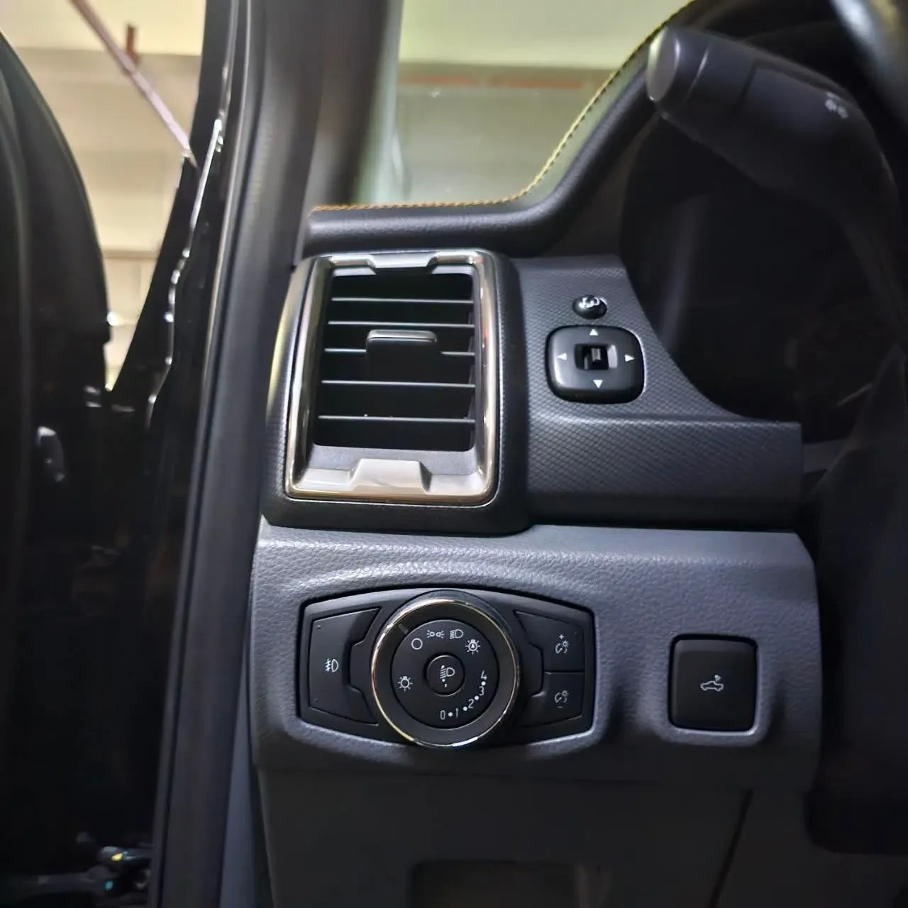 Used 1
                    FORD
                     for Sale Image