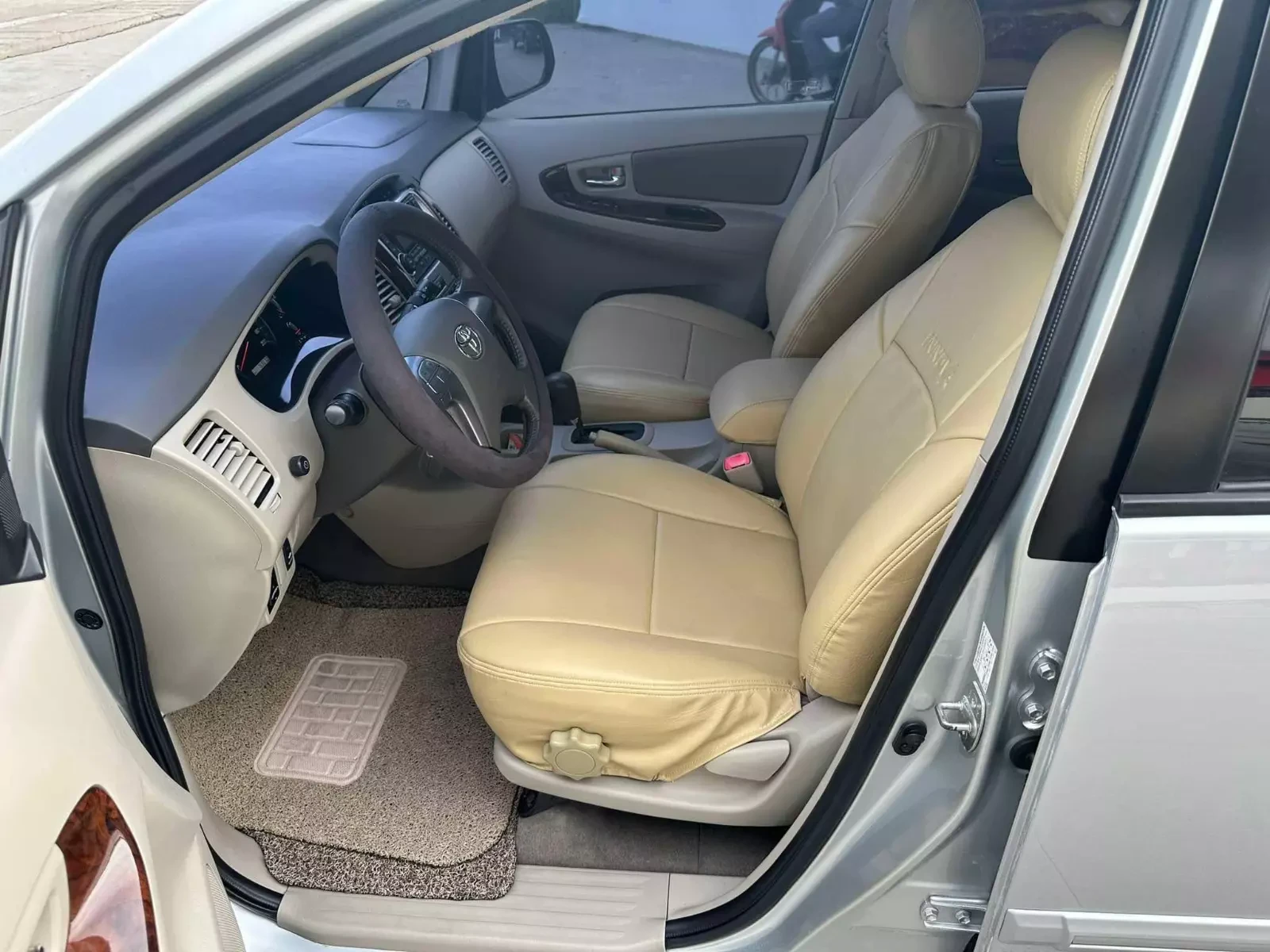 Used 1
                    TOYOTA
                     for Sale Image