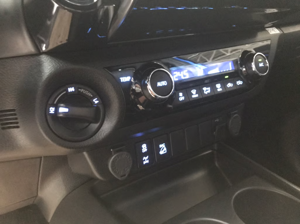 Used 1
                    TOYOTA
                     for Sale Image