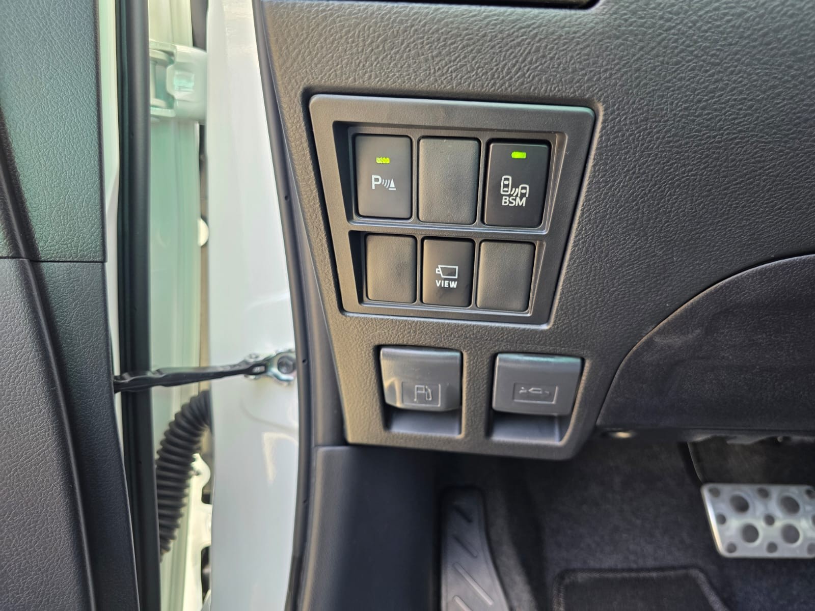 Used 1
                    TOYOTA
                     for Sale Image