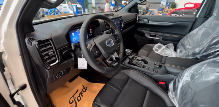 Used 6
                    FORD
                     for Sale Image