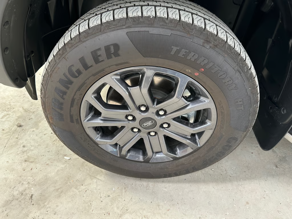 Used 4
                    FORD
                     for Sale Image