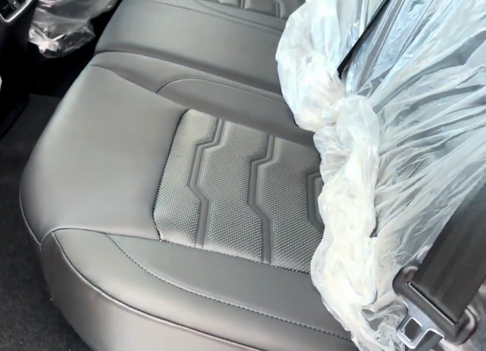 Used 2
                    ISUZU
                     for Sale Image