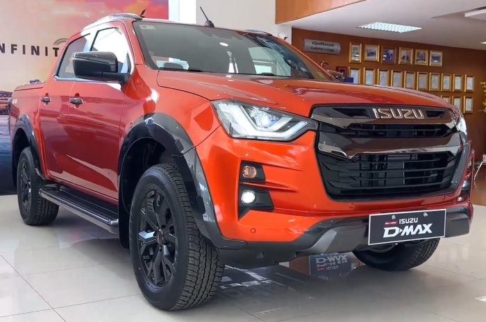 ISUZU
             
                 for Sale for Sale