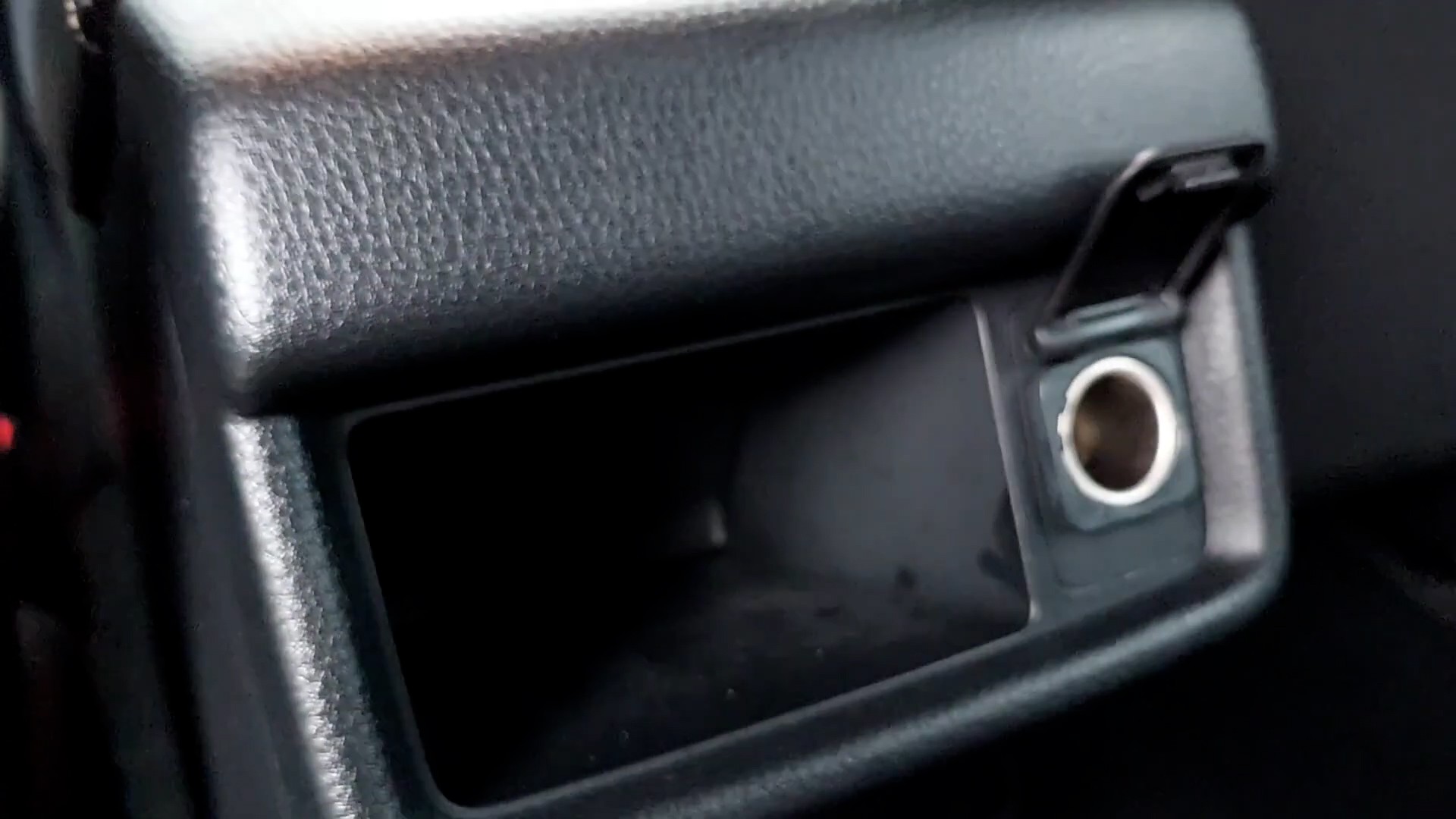 Used 1
                    ISUZU
                     for Sale Image