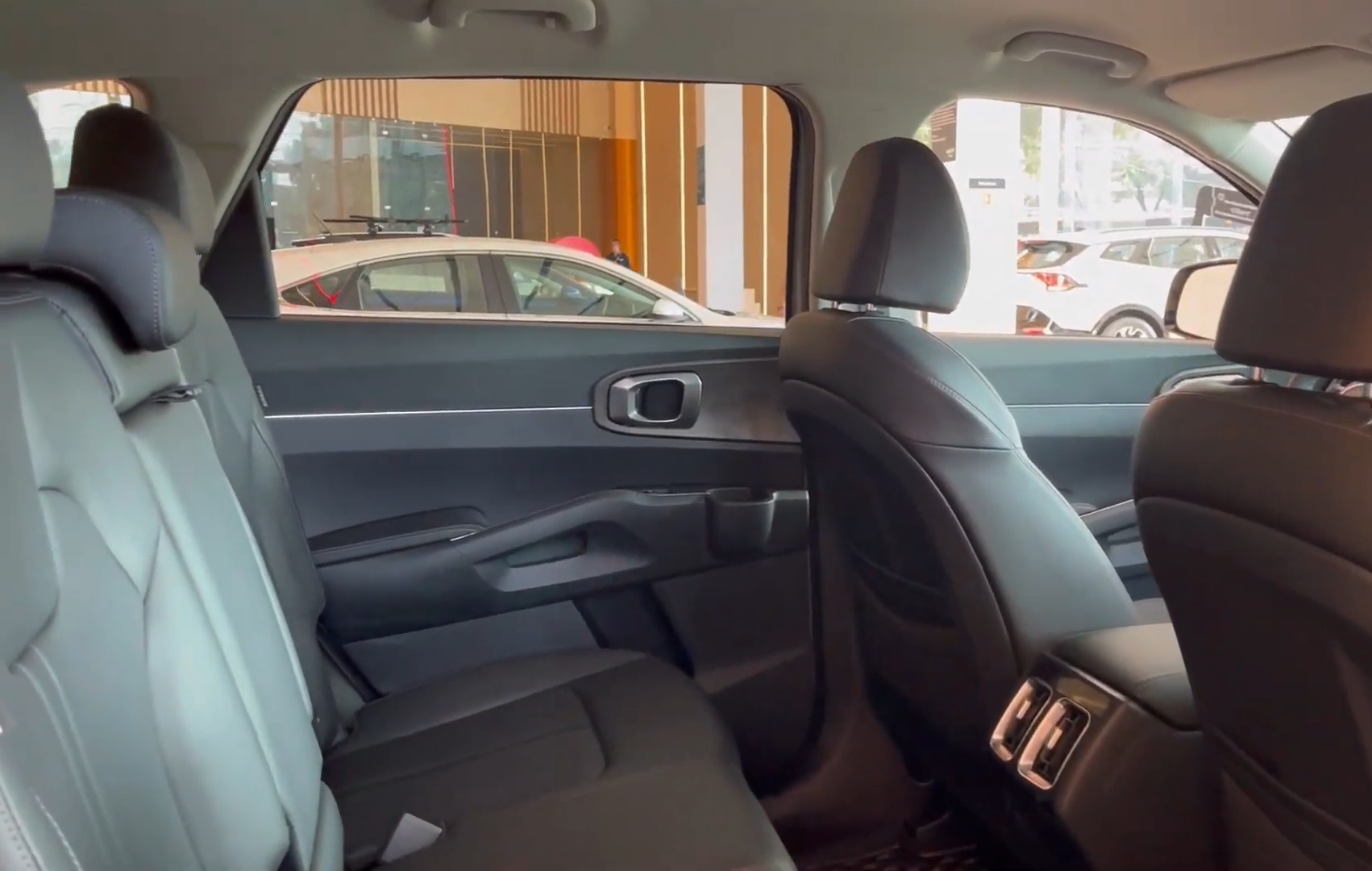 Used 1
                    KIA
                     for Sale Image