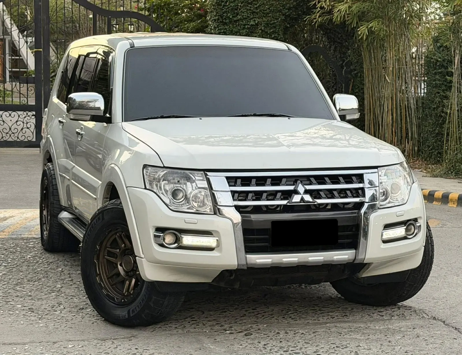 Used 1
                    MITSUBISHI
                     for Sale Image