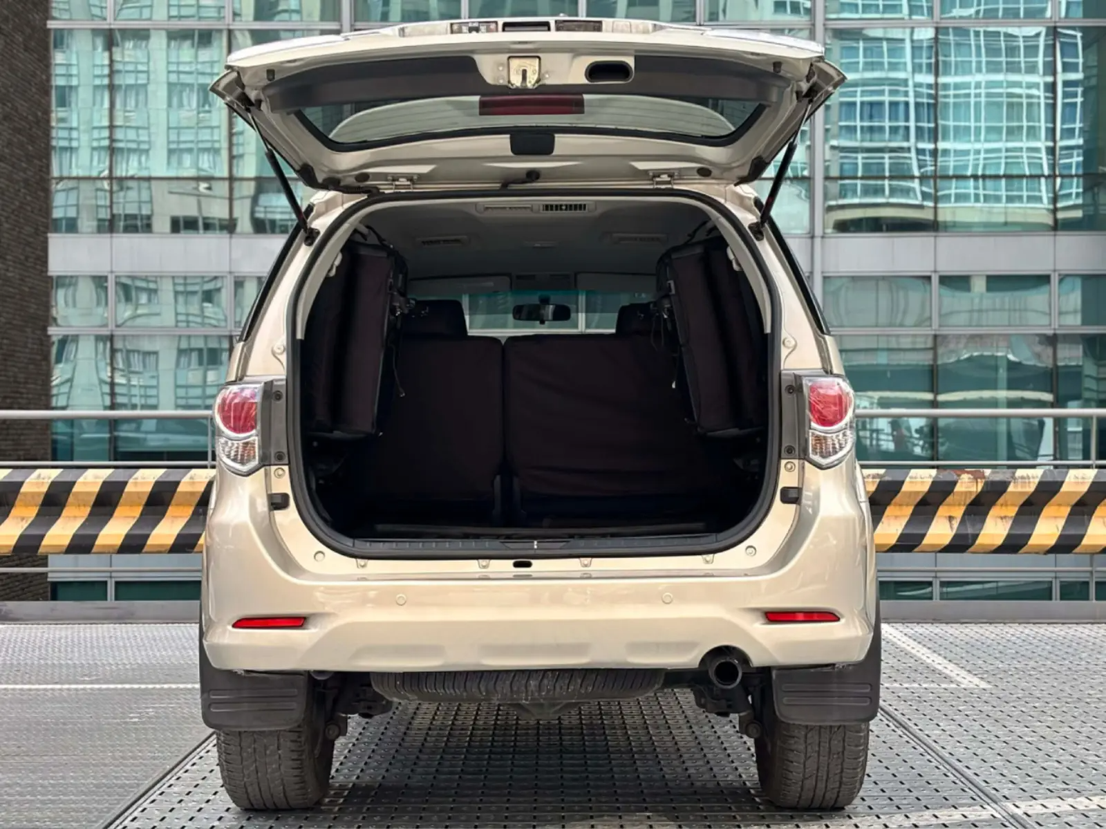 Used 1
                    TOYOTA
                     for Sale Image