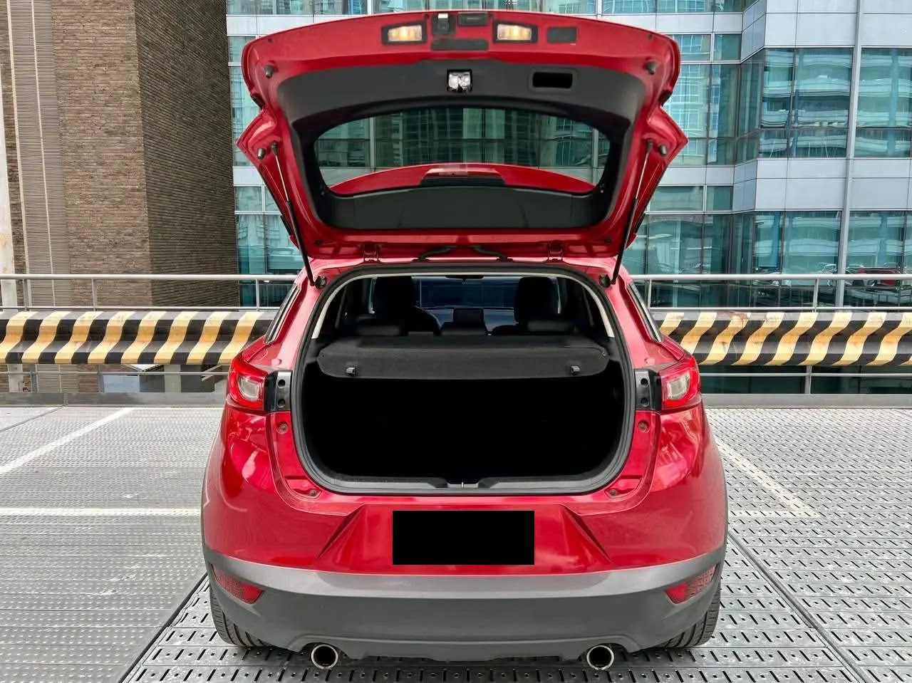 Used 1
                    MAZDA
                     for Sale Image