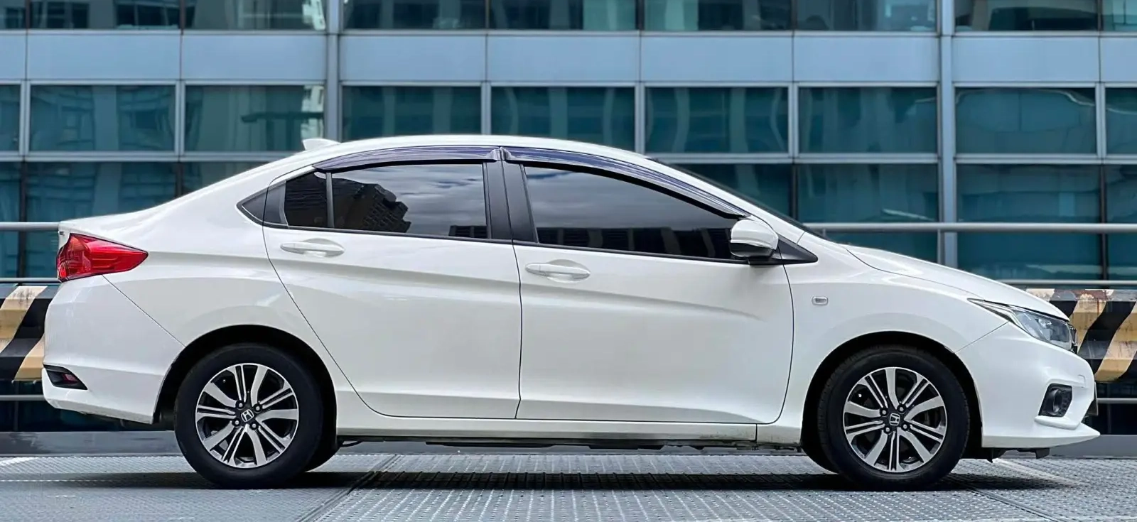 Used 1
                    HONDA
                     for Sale Image