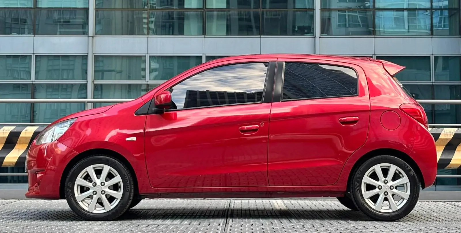 Used 1
                    MITSUBISHI
                     for Sale Image