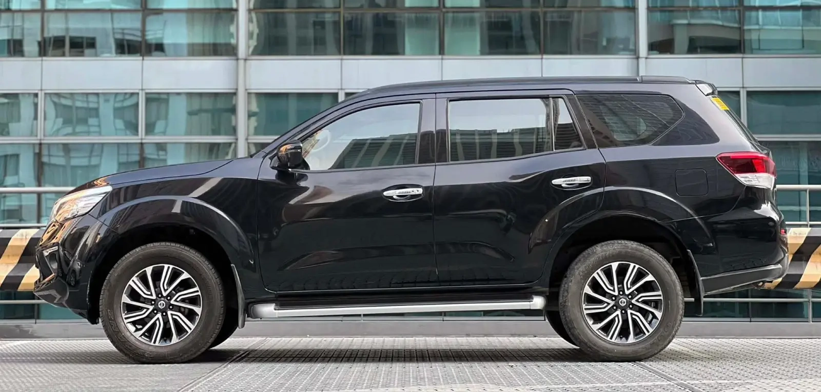 Used 1
                    NISSAN
                     for Sale Image