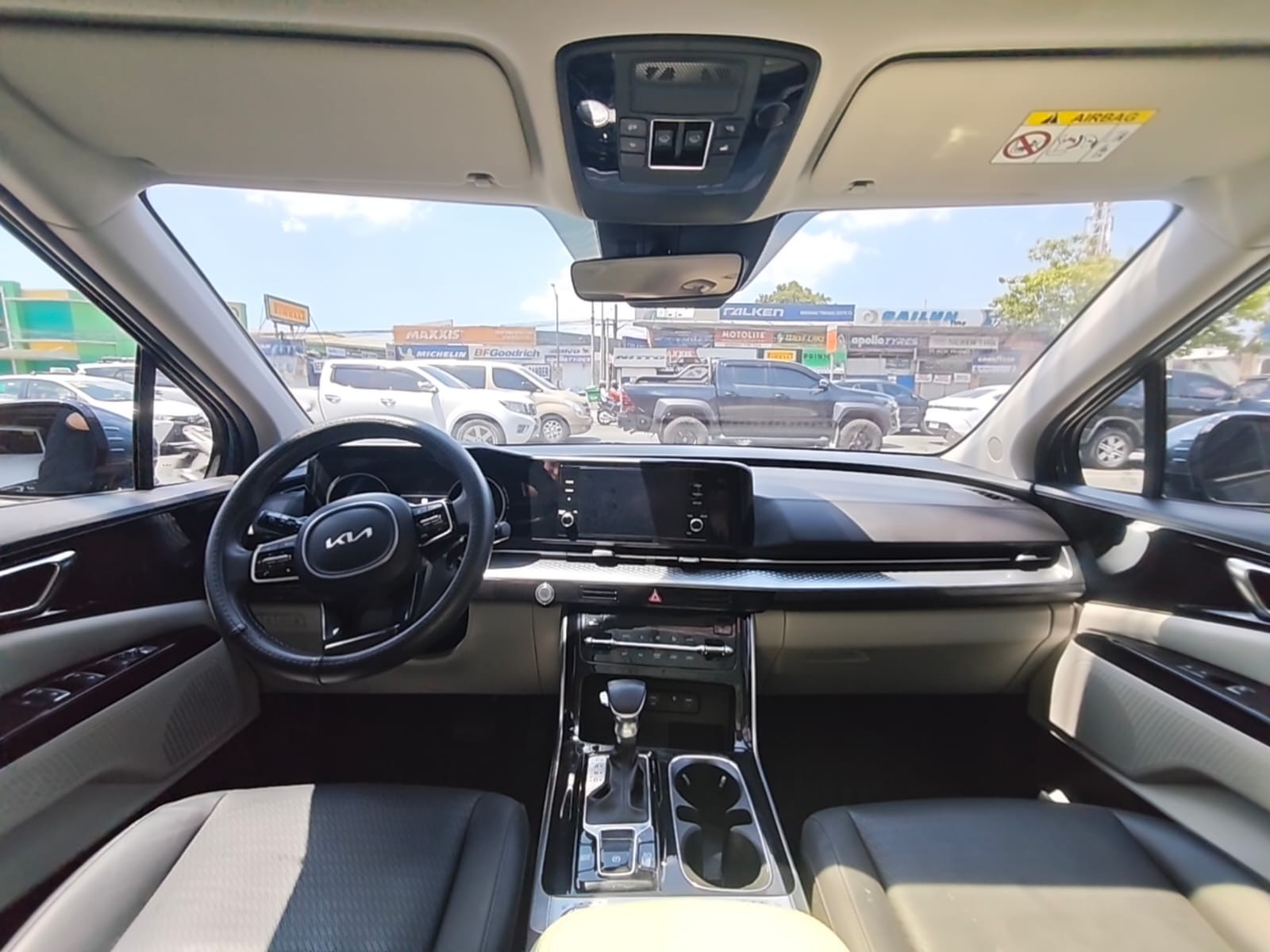 Used 1
                    KIA
                     for Sale Image