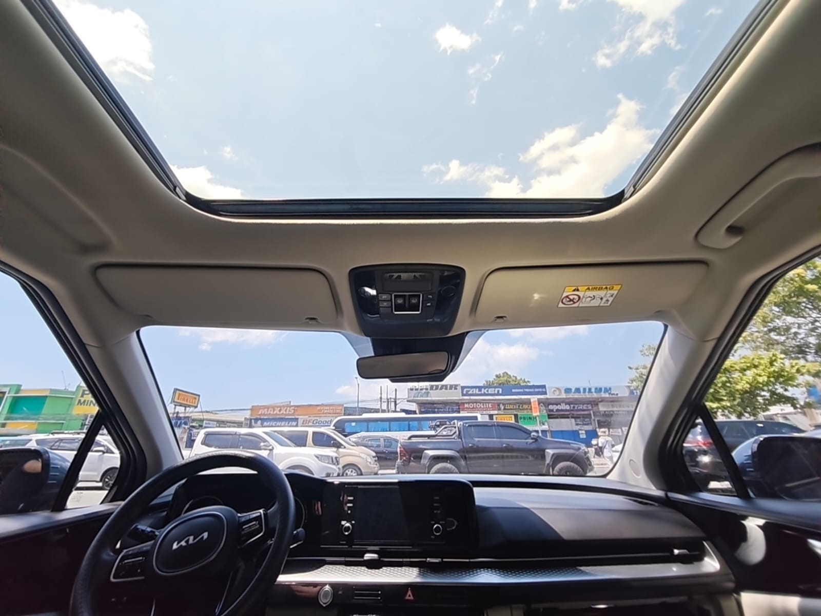 Used 1
                    KIA
                     for Sale Image