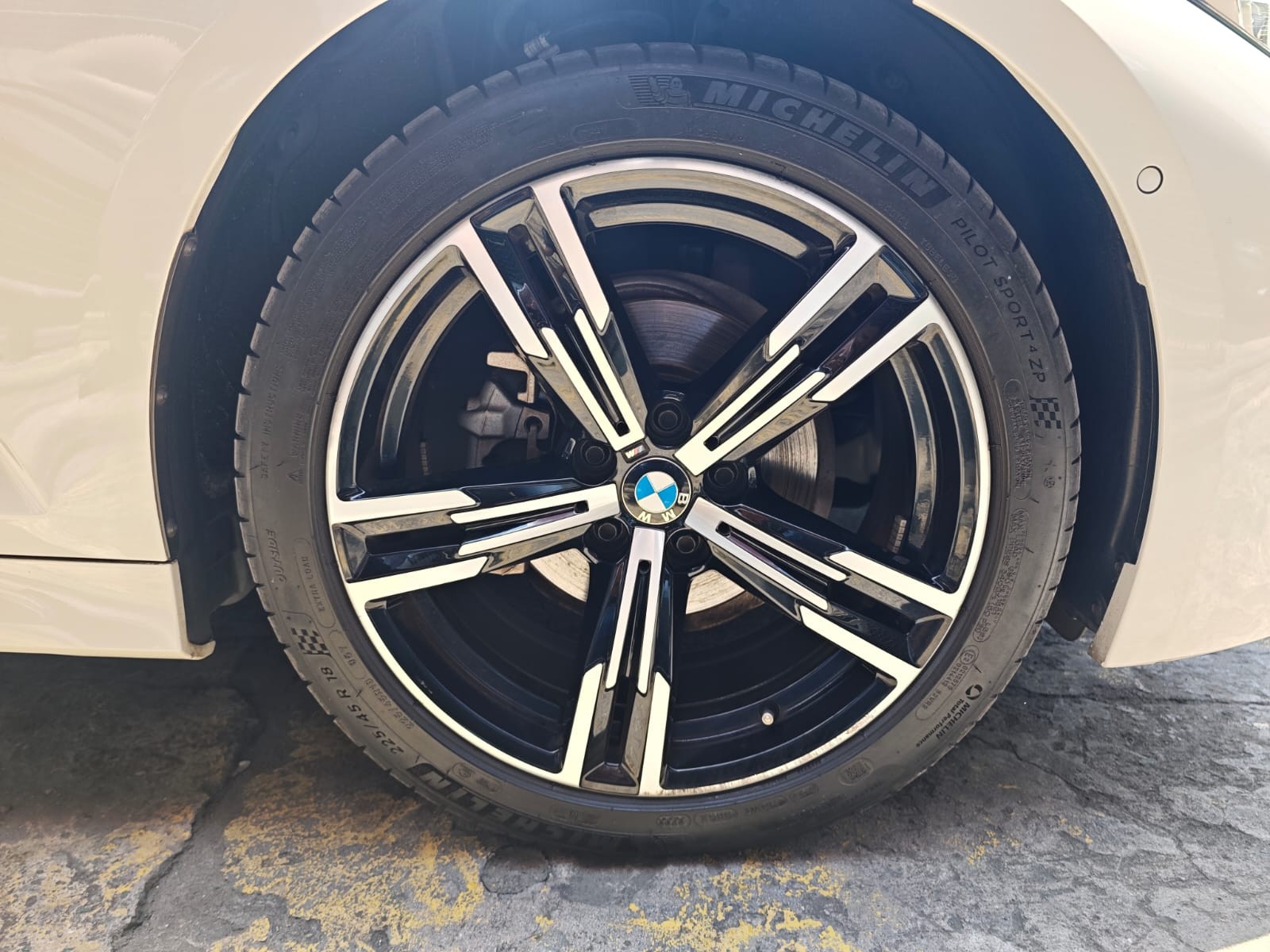 Used 1
                    BMW
                     for Sale Image