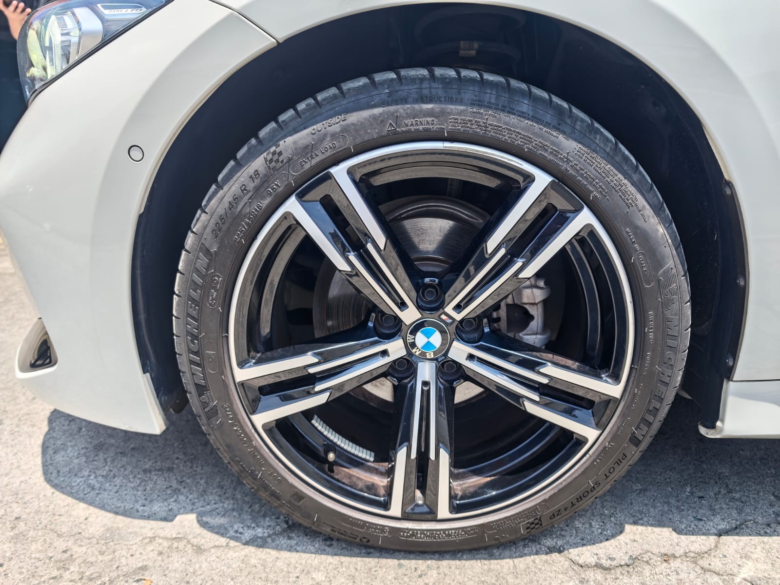 Used 1
                    BMW
                     for Sale Image