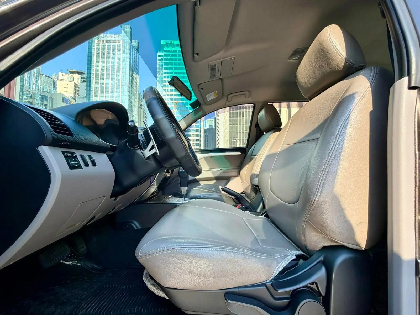 Used 1
                    MITSUBISHI
                     for Sale Image