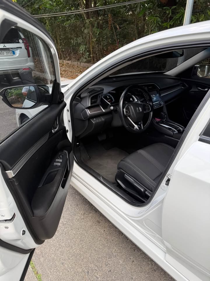 Used 1
                    HONDA
                     for Sale Image