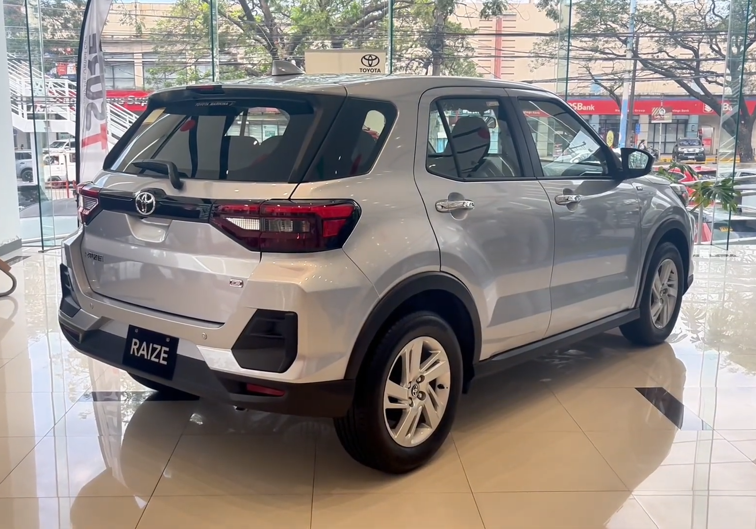 Used 1
                    TOYOTA
                     for Sale Image