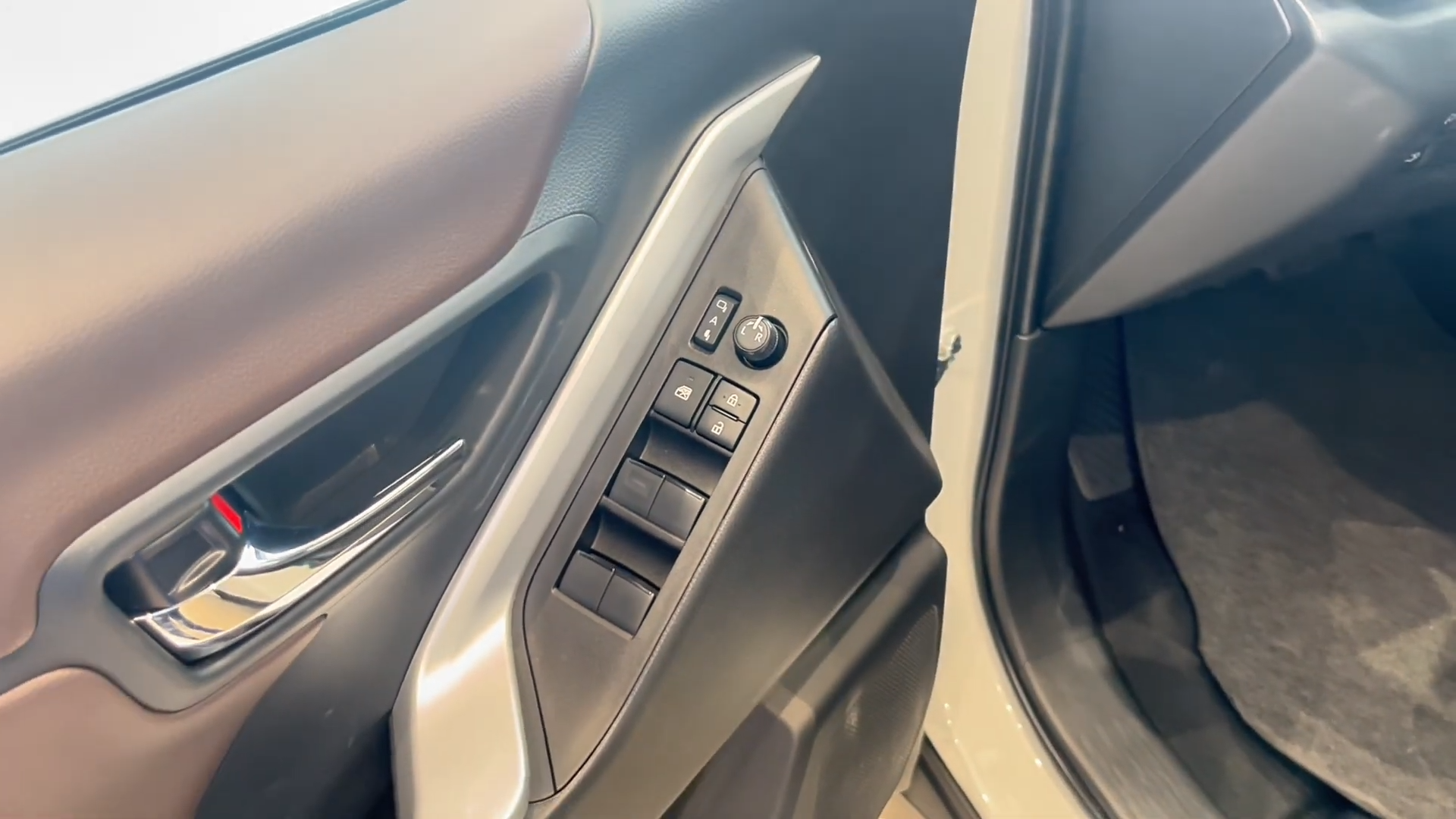 Used 1
                    TOYOTA
                     for Sale Image