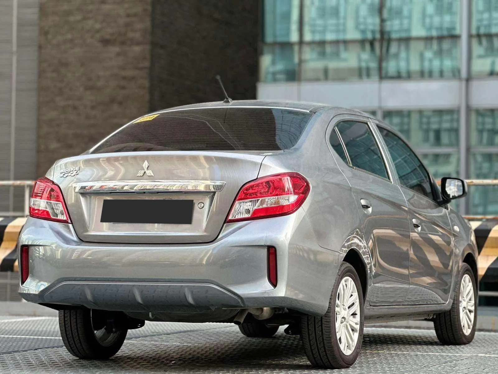 Used 1
                    MITSUBISHI
                     for Sale Image