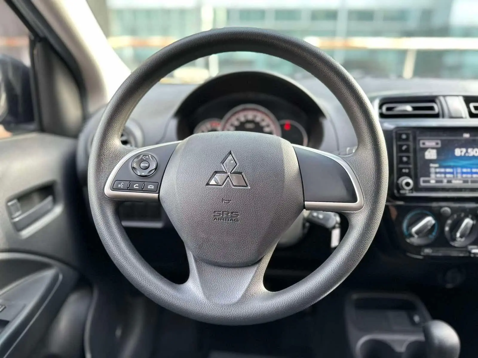 Used 1
                    MITSUBISHI
                     for Sale Image