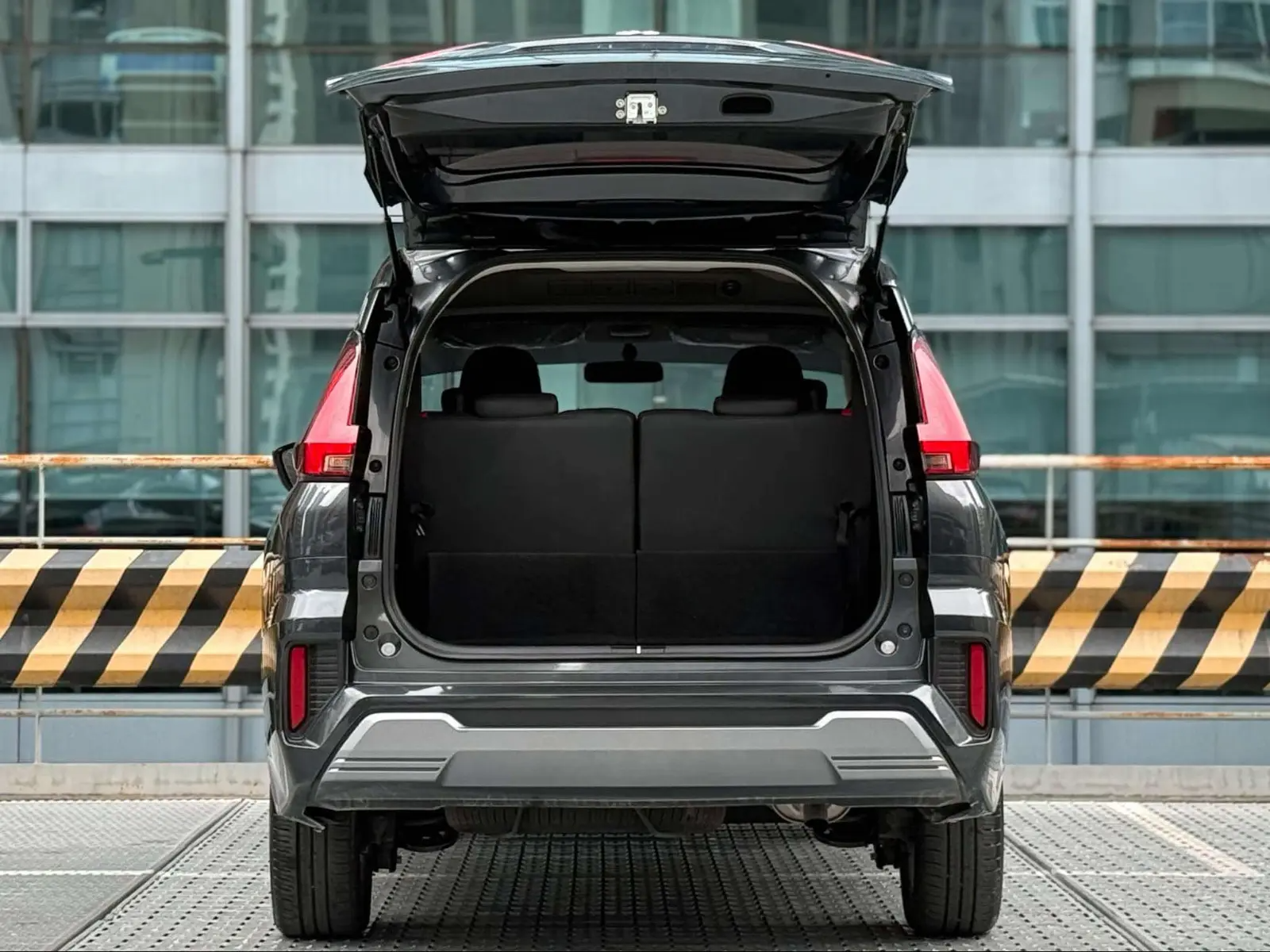 Used 1
                    MITSUBISHI
                     for Sale Image