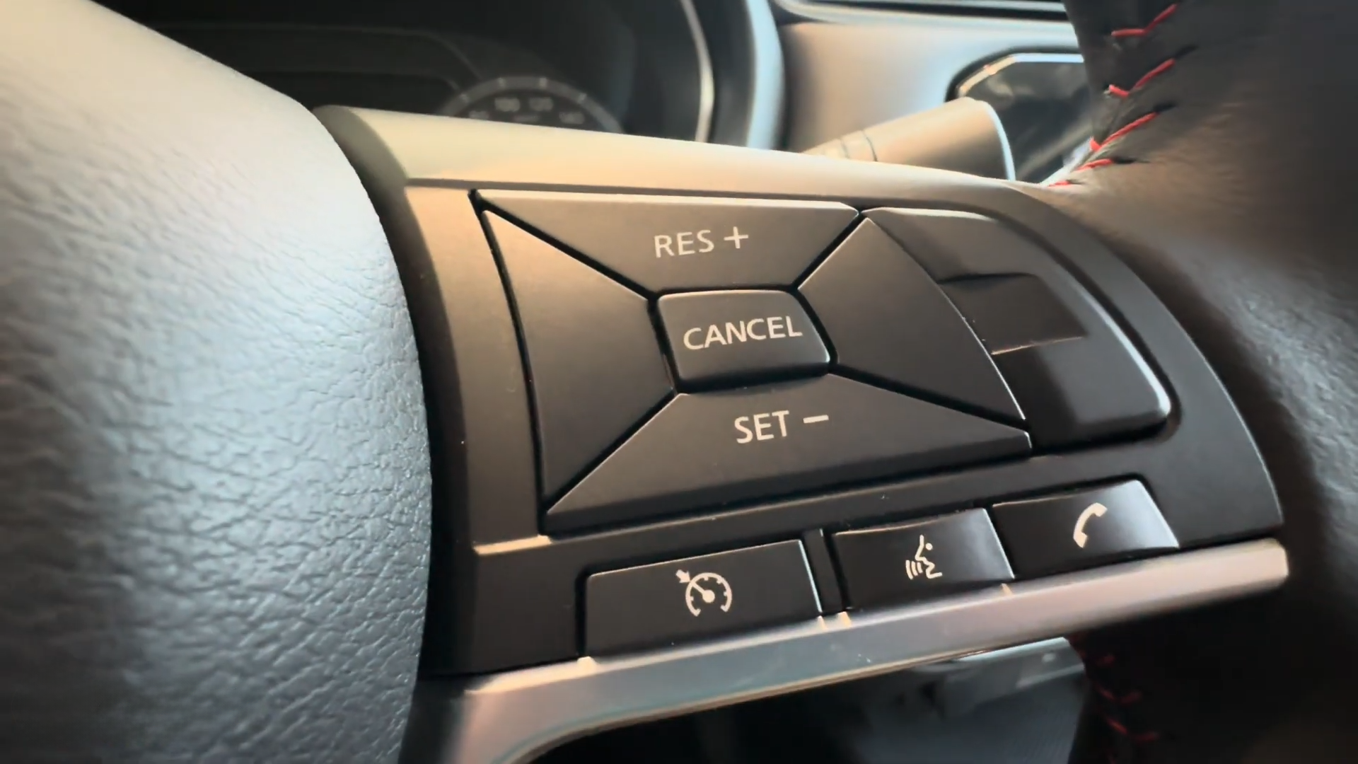 Used 1
                    NISSAN
                     for Sale Image