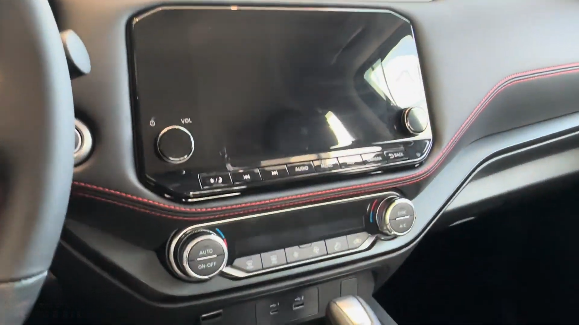 Used 1
                    NISSAN
                     for Sale Image