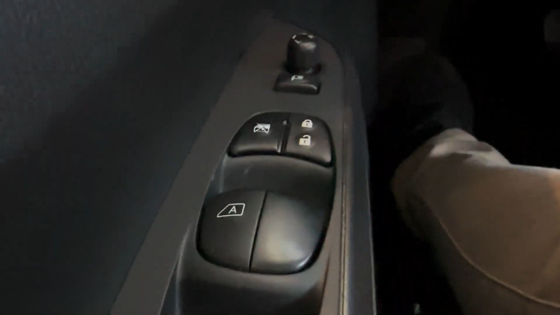 Used 1
                    NISSAN
                     for Sale Image