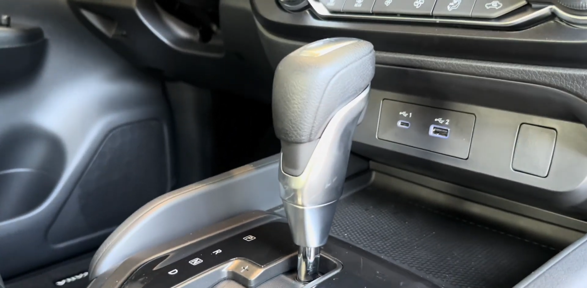 Used 1
                    NISSAN
                     for Sale Image