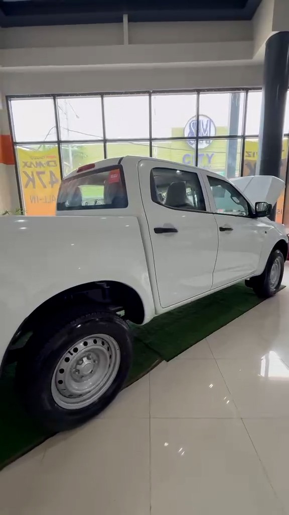 Used 1
                    ISUZU
                     for Sale Image