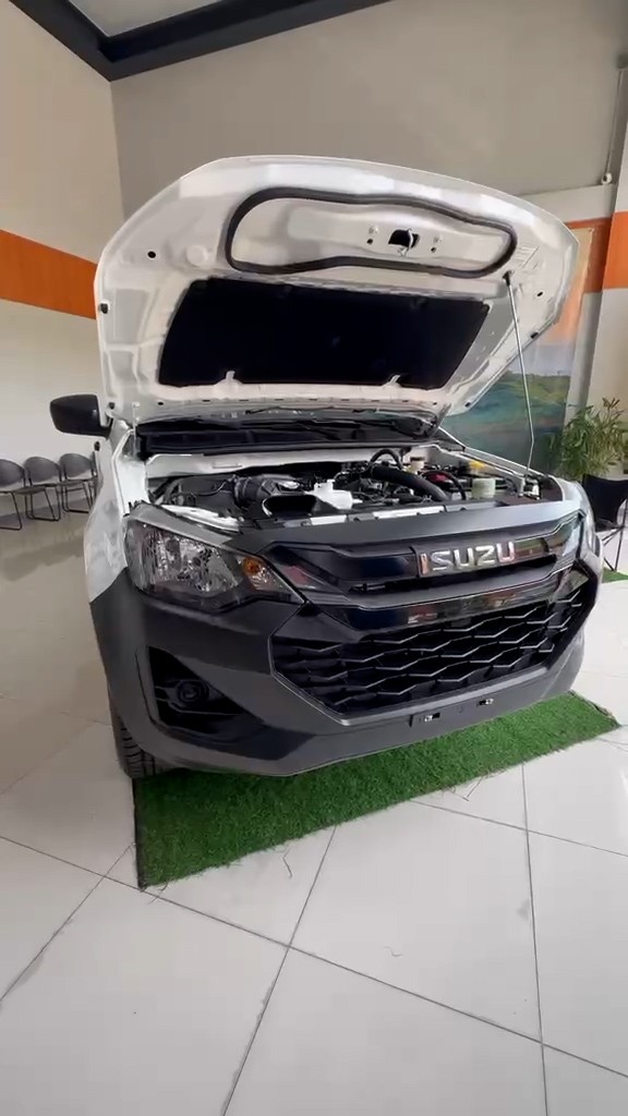 Used 1
                    ISUZU
                     for Sale Image