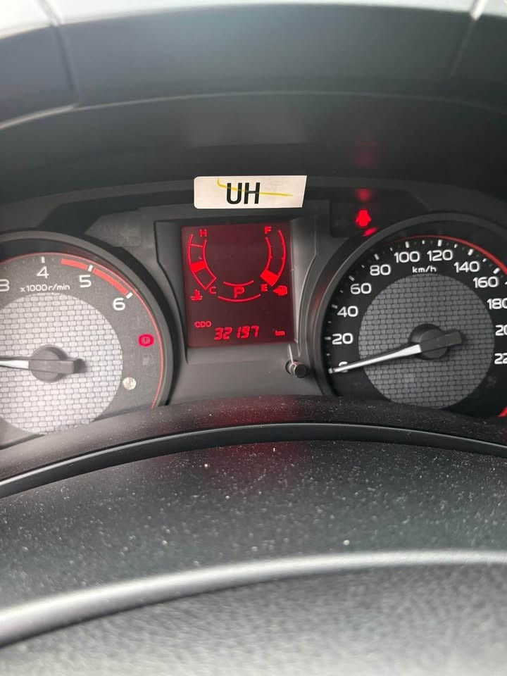 Used 1
                    ISUZU
                     for Sale Image