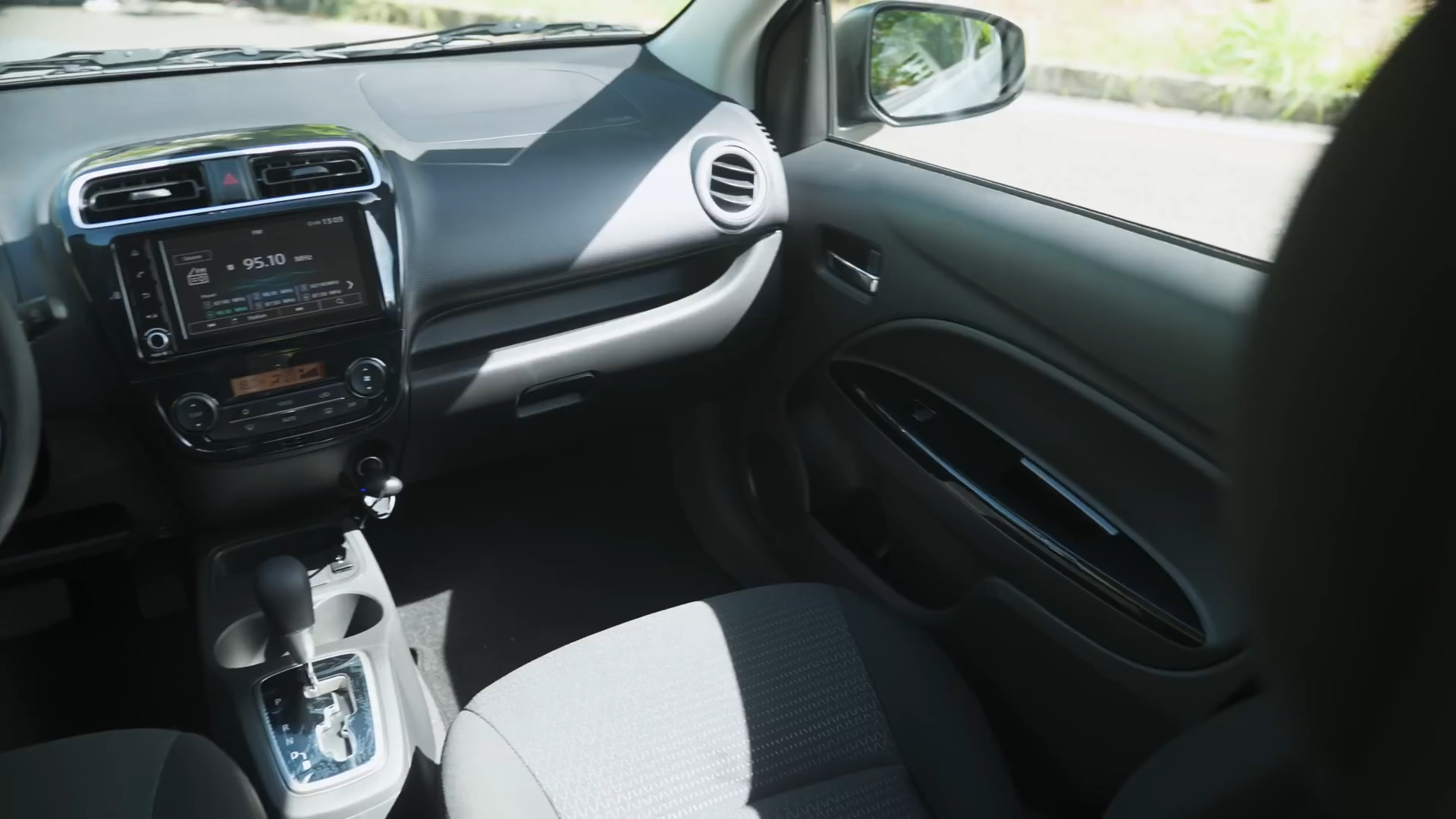 Used 1
                    MITSUBISHI
                     for Sale Image