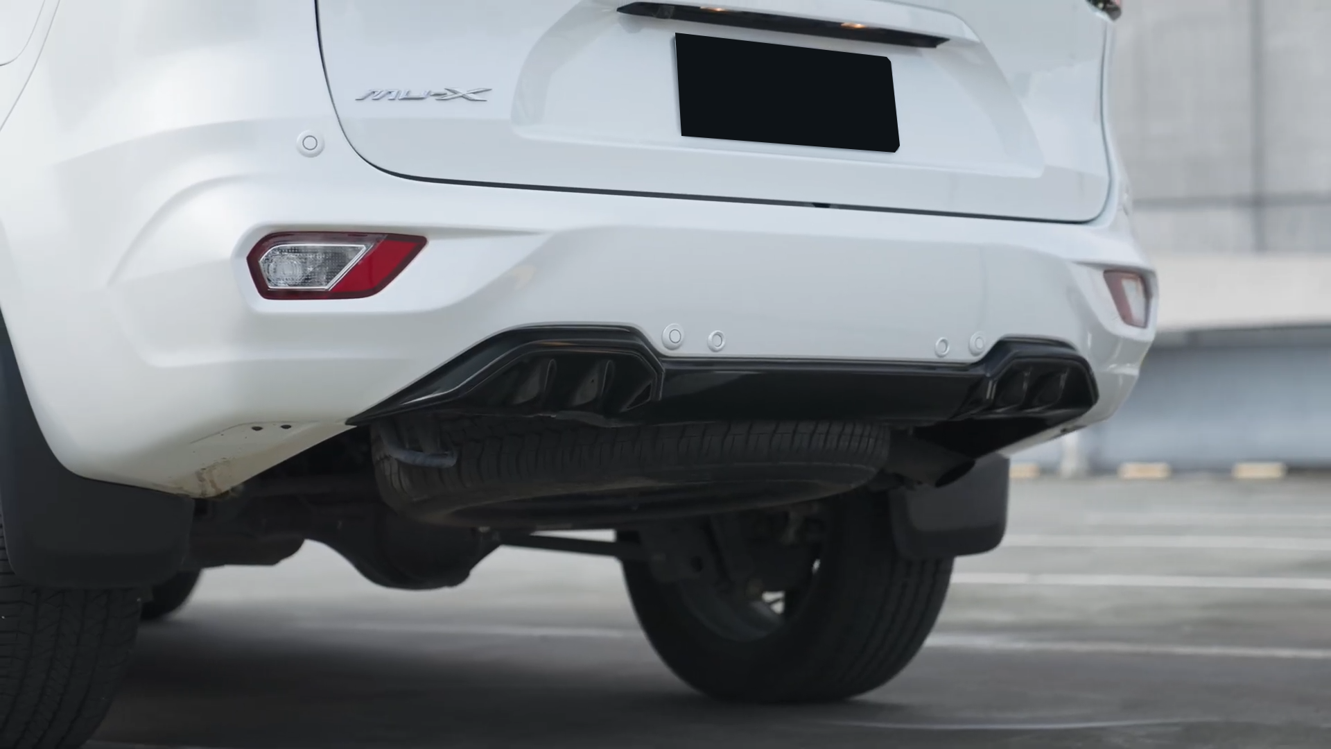 Used 1
                    ISUZU
                     for Sale Image