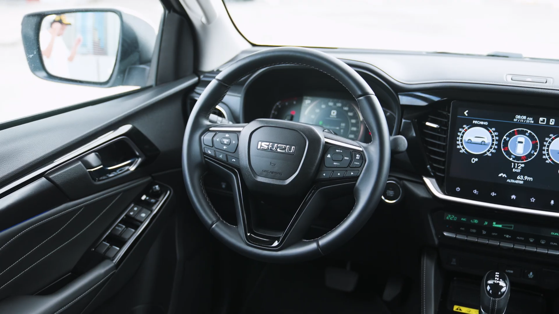 Used 1
                    ISUZU
                     for Sale Image