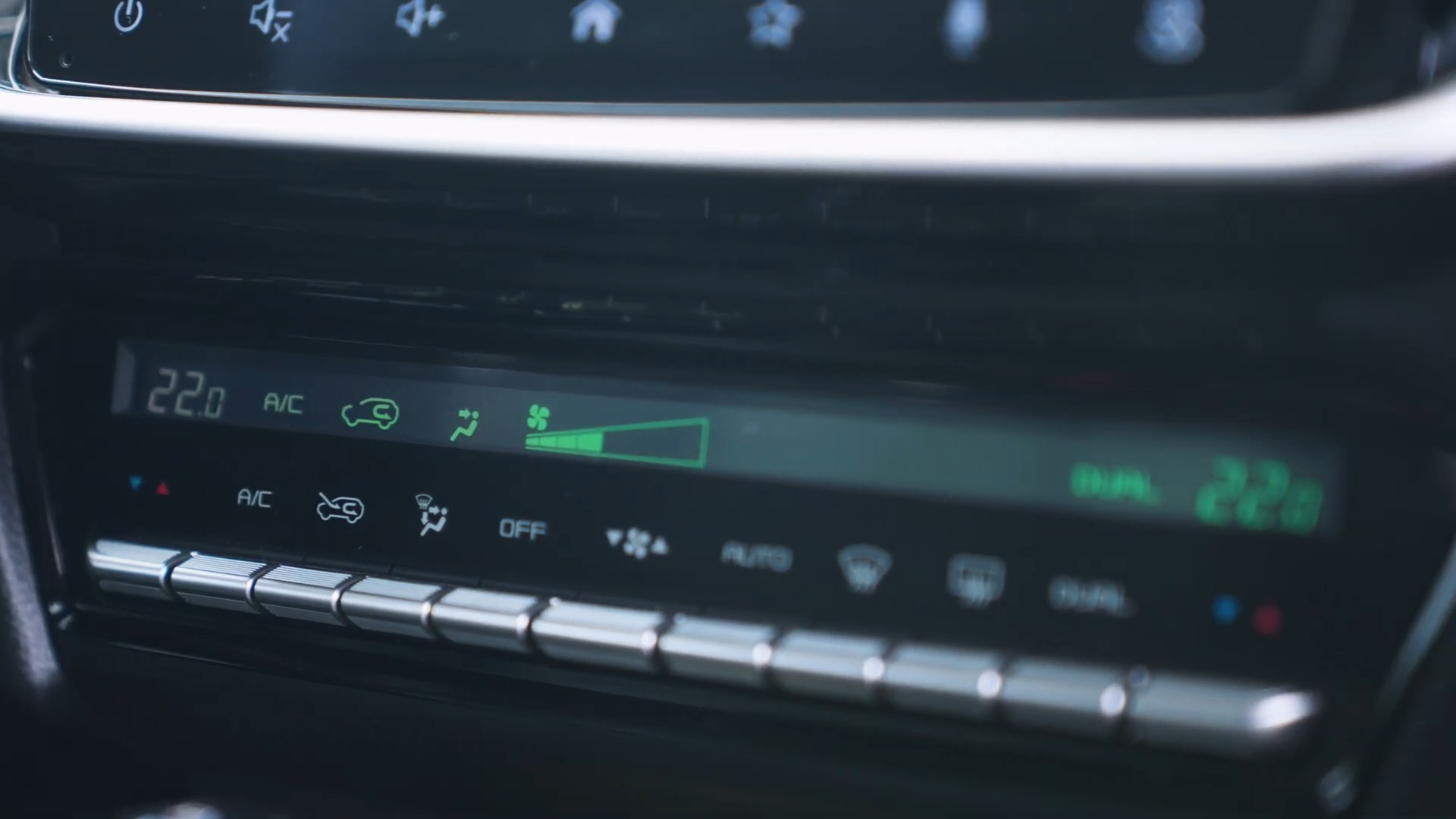 Used 1
                    ISUZU
                     for Sale Image