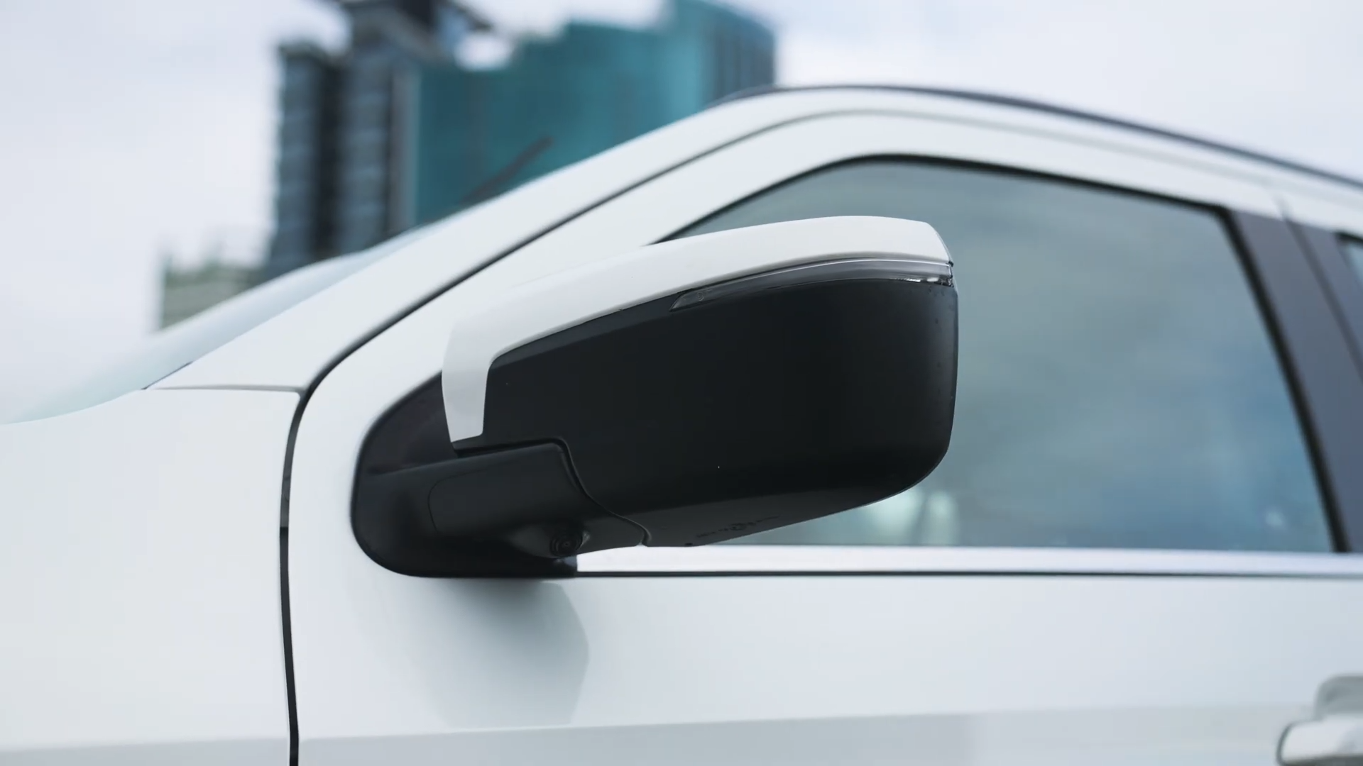 Used 1
                    ISUZU
                     for Sale Image