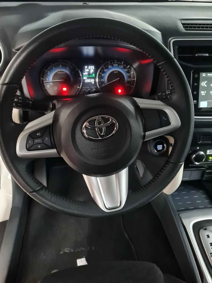 Used 1
                    TOYOTA
                     for Sale Image