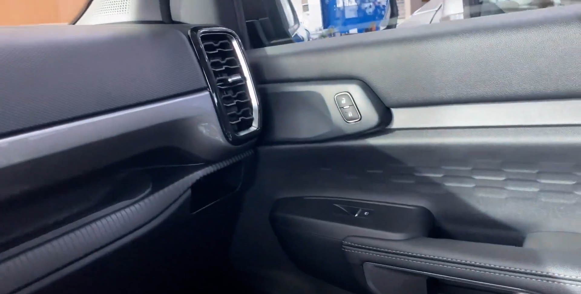 Used 1
                    FORD
                     for Sale Image